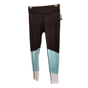 Womens athletic leggings